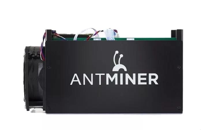 Bitmain Antminer S5 (4.73Th) asic miner on white background